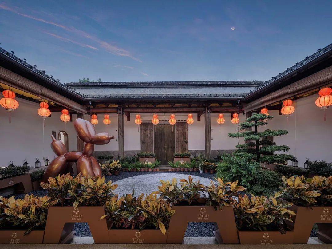 享:欢迎水果,客房免费迷你吧,还赠三坊七巷成人门票2张!