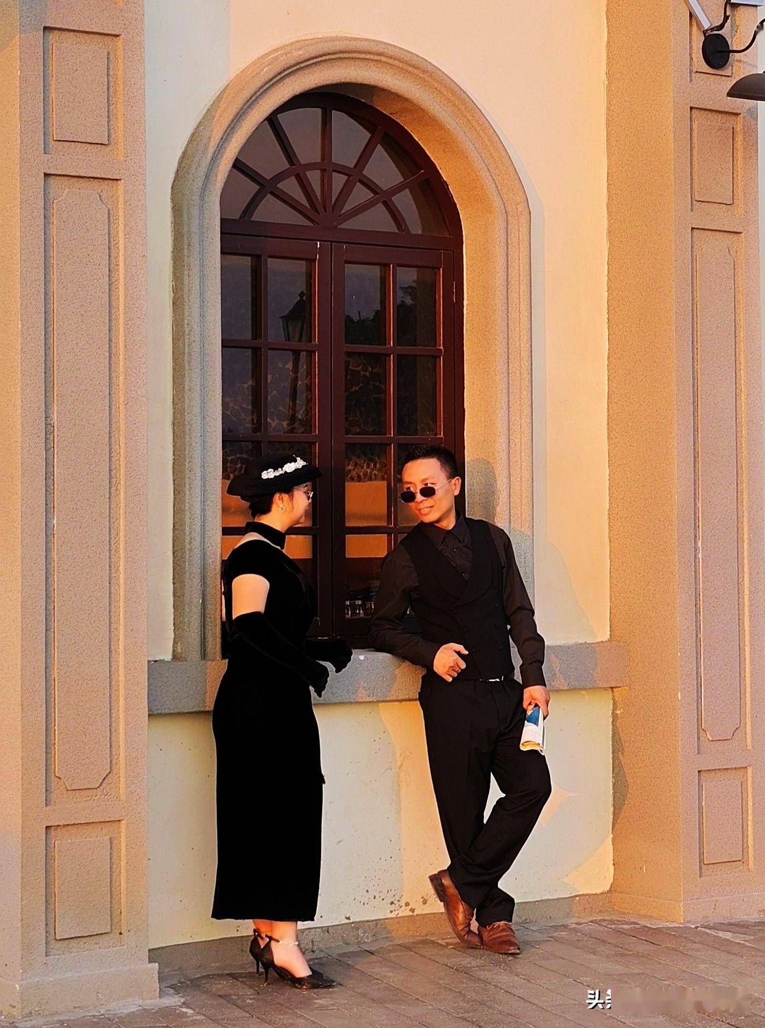 《沐浴夕阳》亮点:细节捕捉,线条运用,明暗对比作者:张力后期:lr和指