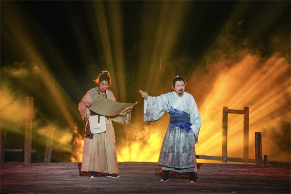 2021年12月12日,本报"文体汇"整版报道《青浦青龙塔——唐宋时期的