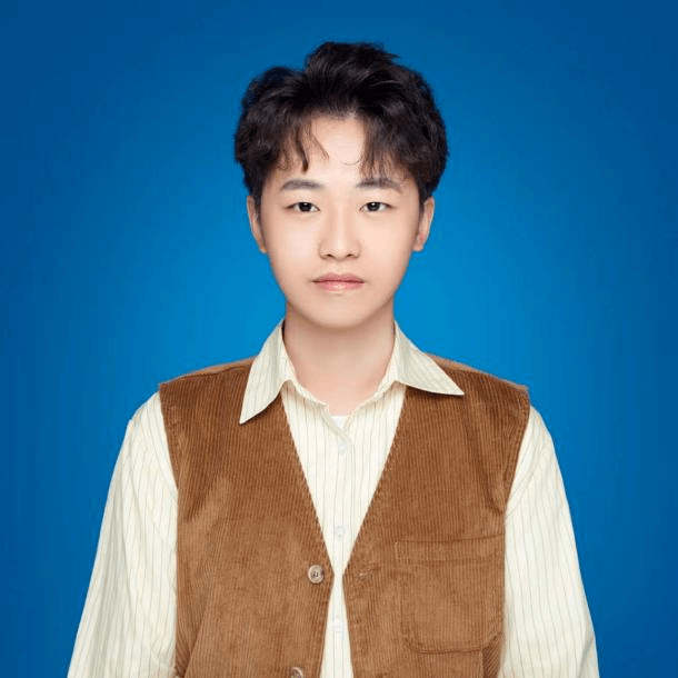 02左佑茗学院:能源与电气学院目标职业:能源基金会清洁能源项目助理03