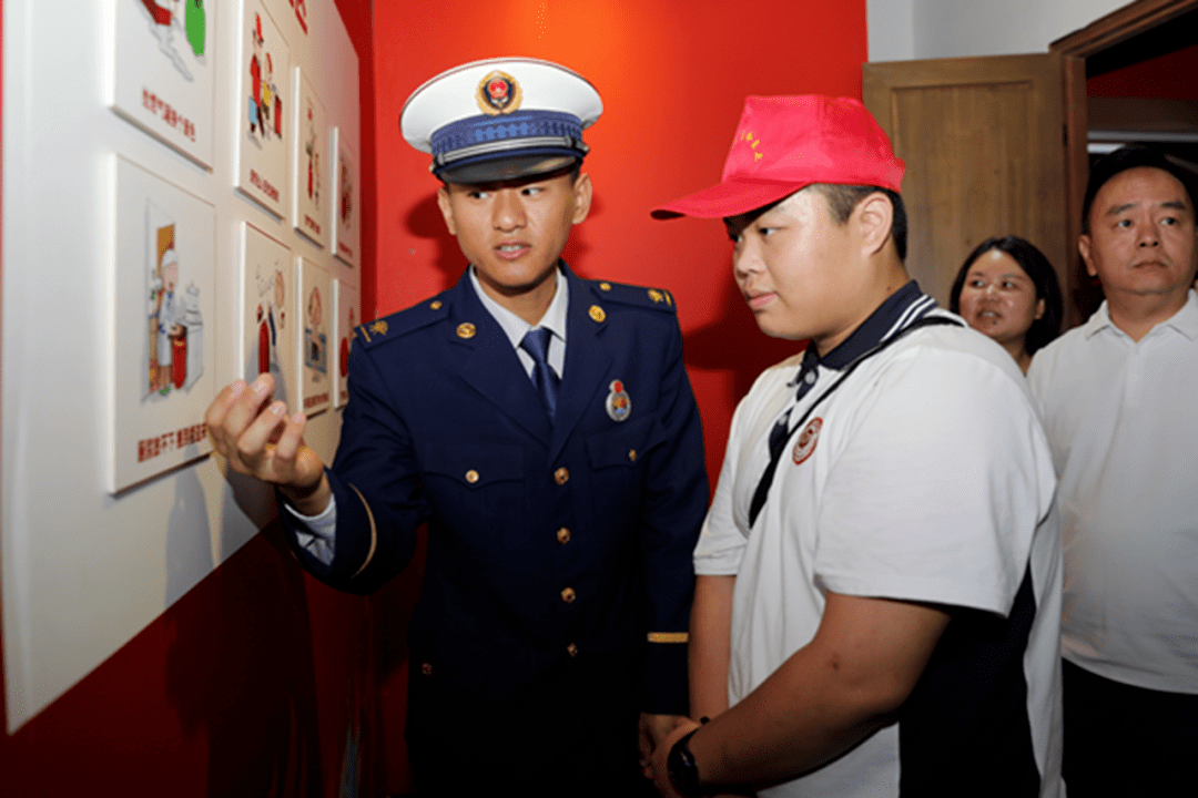 泉州市举办2023年119消防宣传月启动仪式暨"刺桐时代消防宣传市集"