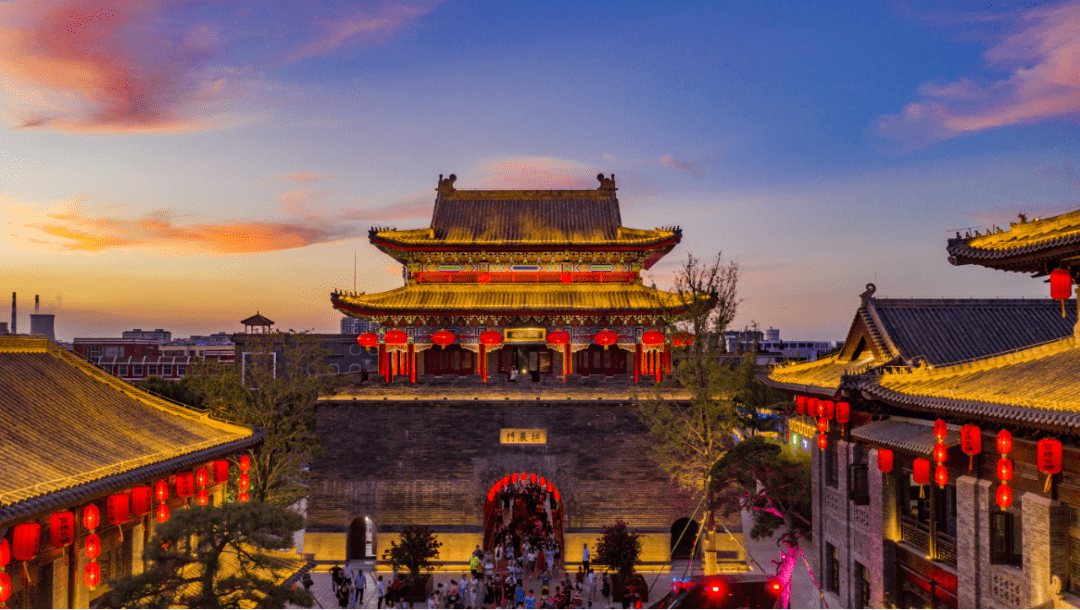 莒国古城以延绵数千年的莒文化为灵魂,建立起莒王宫,城阳王府,文昌阁