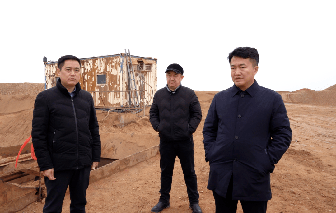 县委书记李林飞带队深入合盛矿业检查安全生产工作_企业_责任_部门