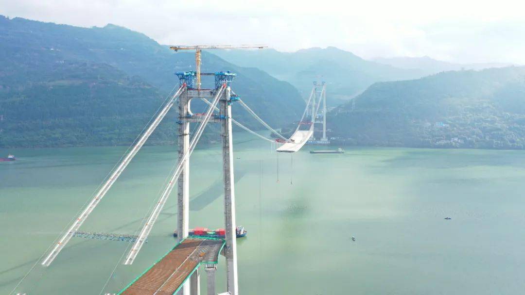 云阳复兴长江大桥又传喜讯,预计2024年1月整个桥梁合龙.