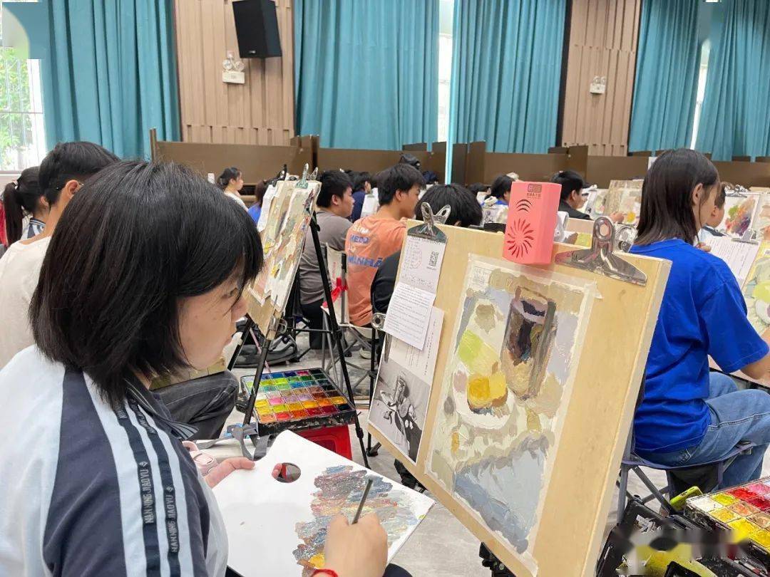 【直击】广西2024届美术高考艺成第二次模拟考考试现场