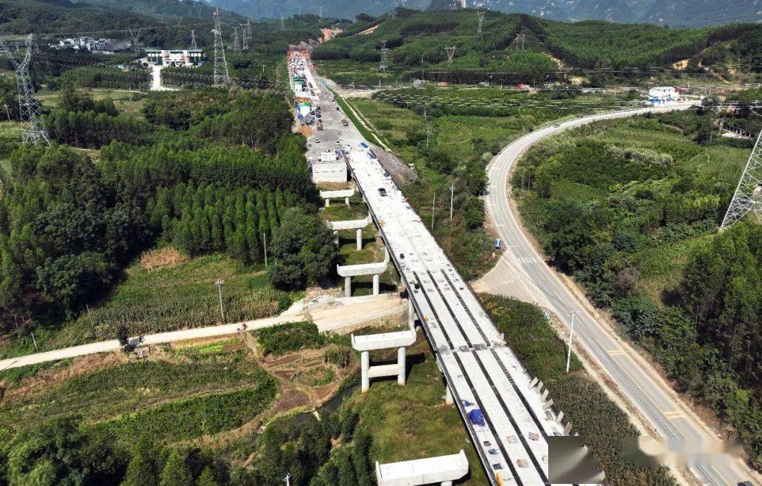 河荔高速是广西首个高速公路ppp项目.