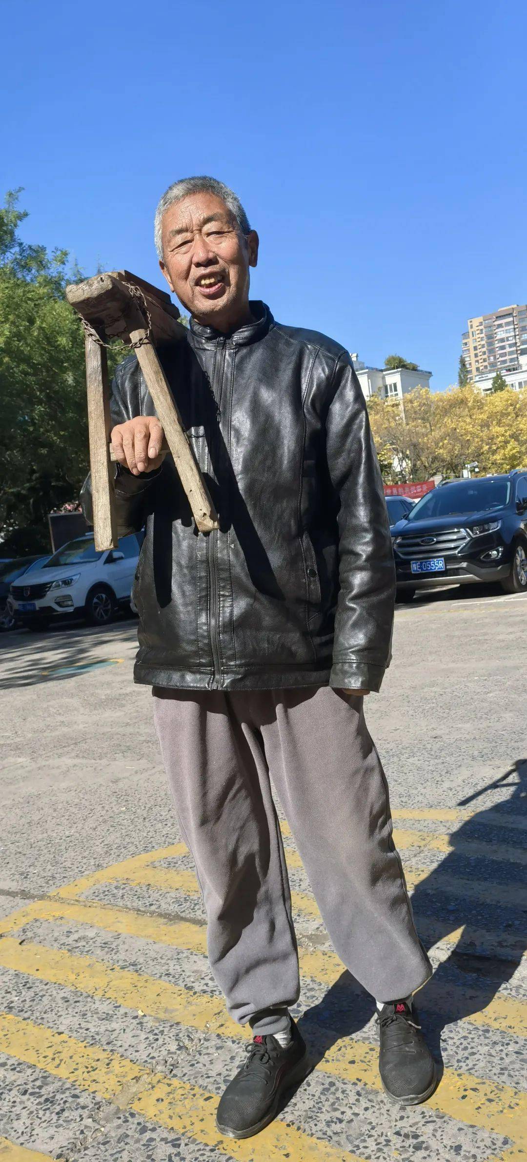 布衣丨磨剪子戗菜刀的老杨_活儿_手艺_组诗