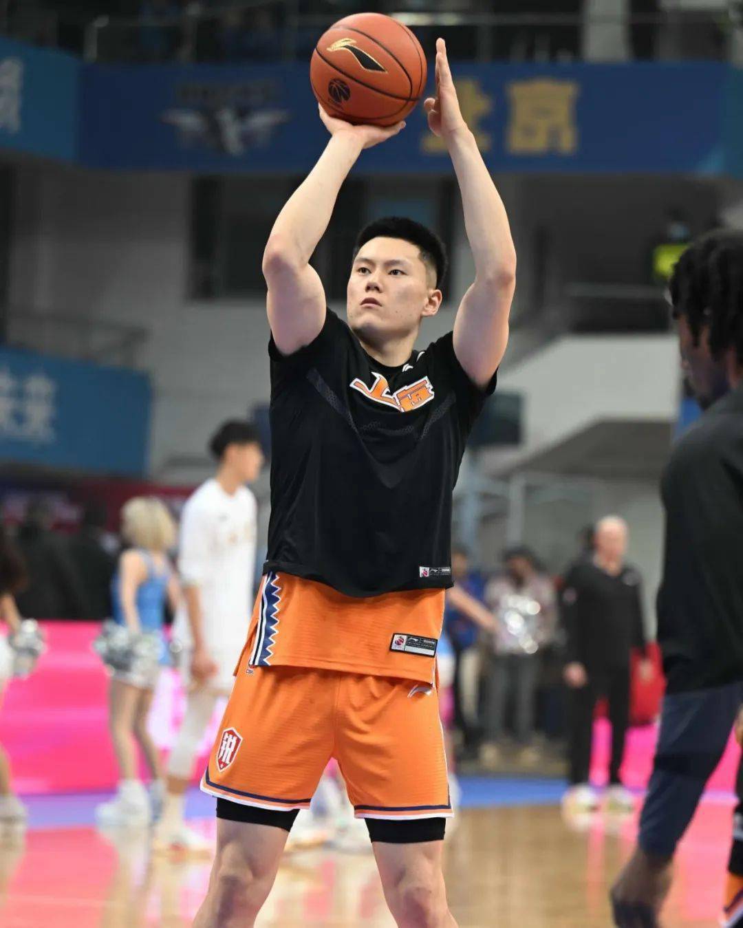 什么中国锡安,这是我们上海滩的李弘权_联赛_上海队_比赛