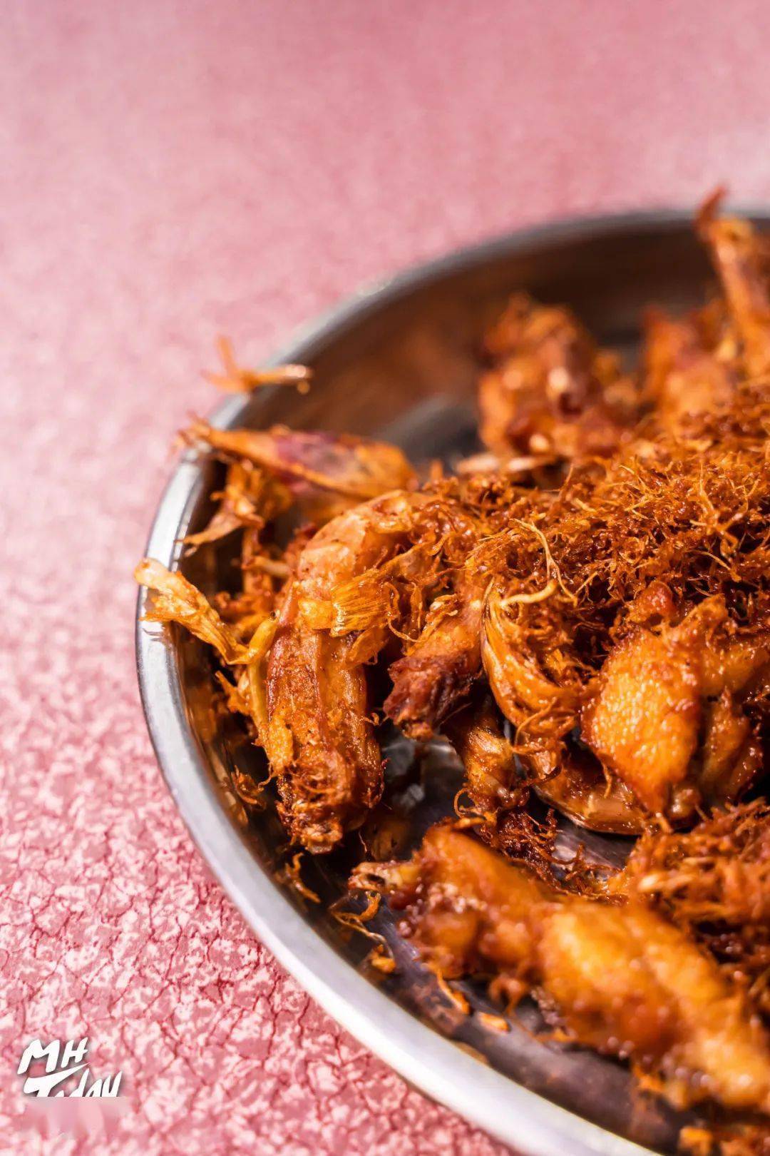 天气转凉,确定不来一份烫嘴的砂锅粥 酥脆的炸鸟?