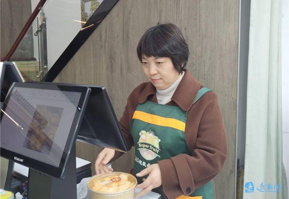 为2000余名顾客退卡,她说"诚信"是立业之本_罗海玲_宣传_家人