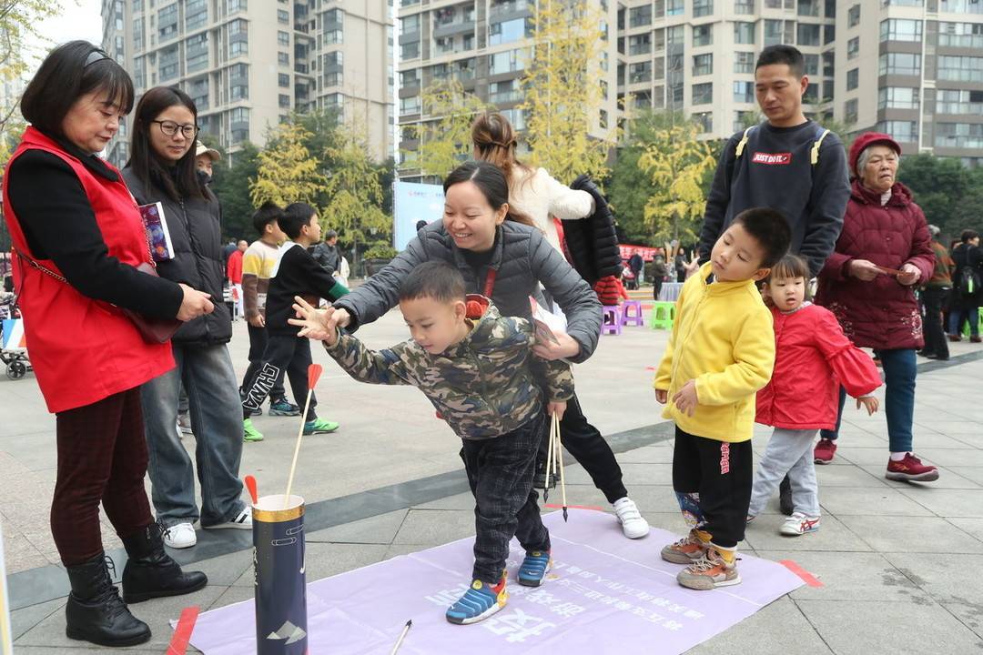 精彩纷呈！“家在丽晶港 幸福社区嘉年华”主题活动走进温江