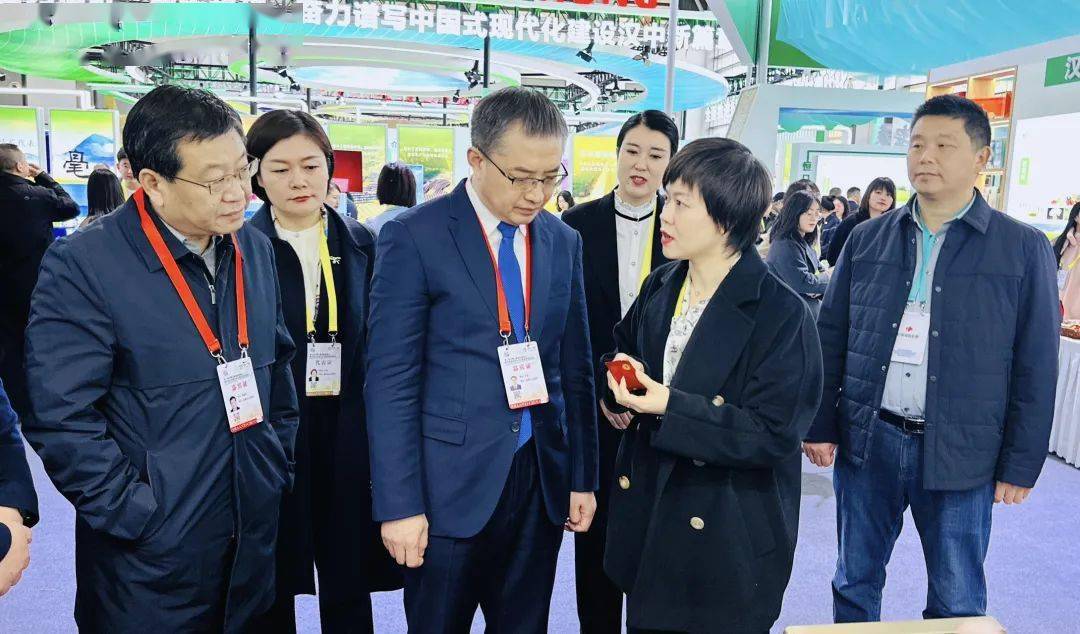 县长龚颖带队参加第七届丝博会系列活动_产业_国际_合作
