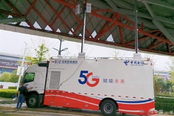 今年演唱会井喷 为啥现场手机信号不卡了 还能直播(图2)