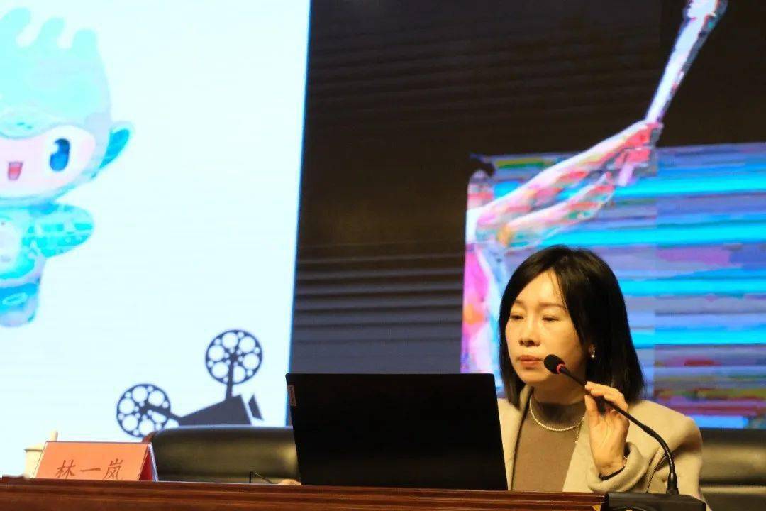 黄岩区城关中学林一岚老师针对大比武课堂中《制作樟木条》课题课堂
