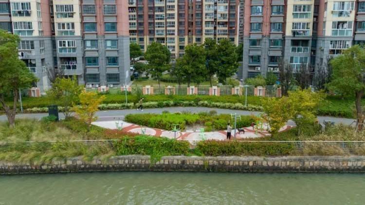 環城水系公園(香花橋段),東至油墩港,西至西大盈港,沿上達河北側,長約