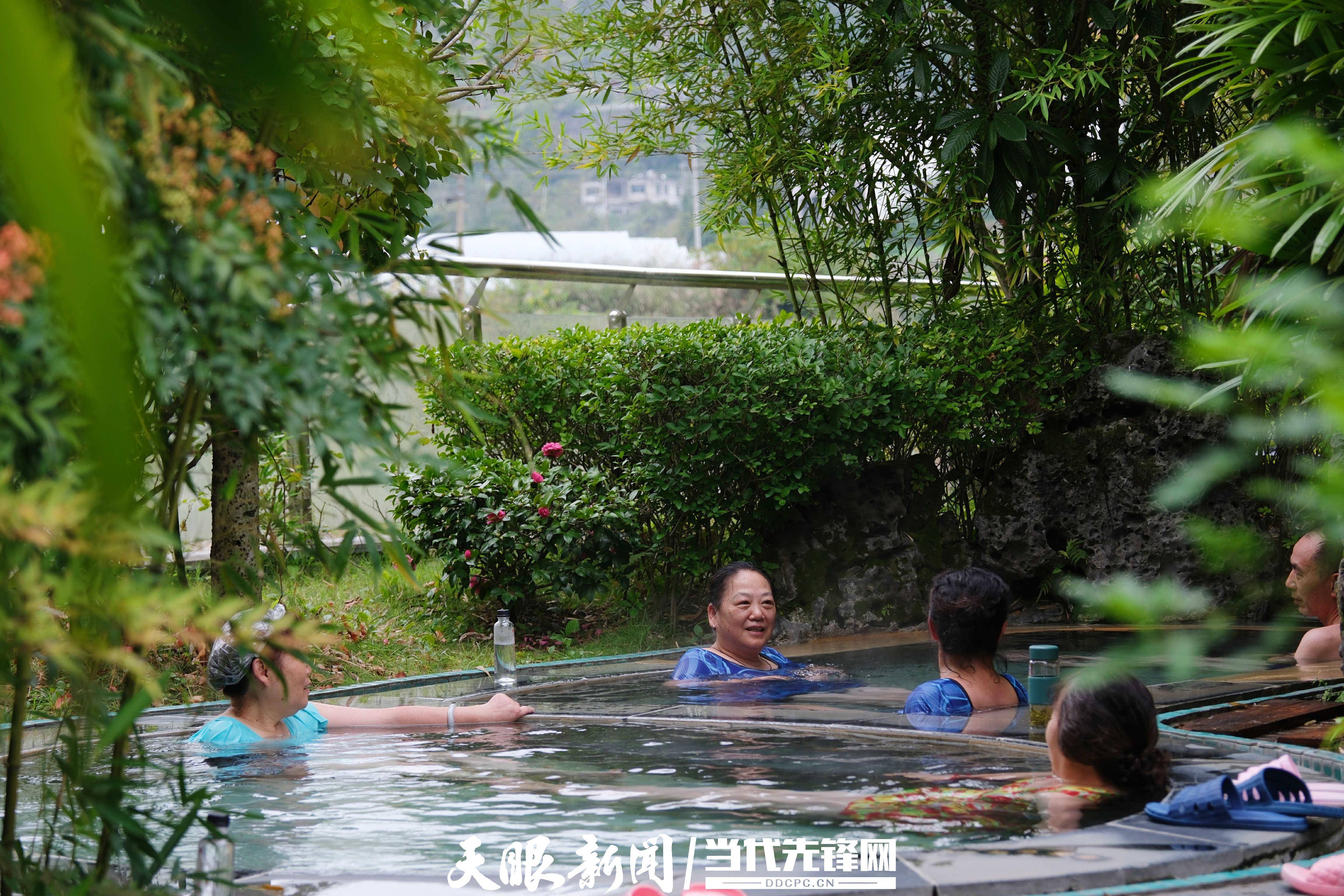 贵州绥阳：一“汤”温泉让冬季旅游热起来