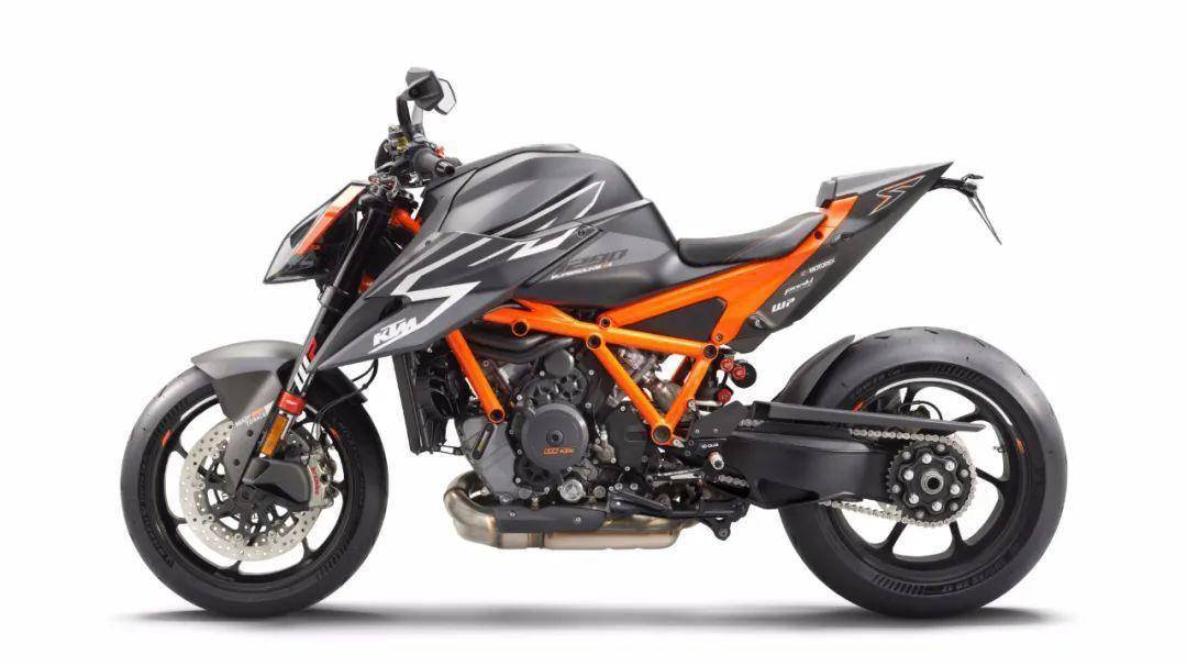 实拍ktm顶级街车1290 super duke rr,24.