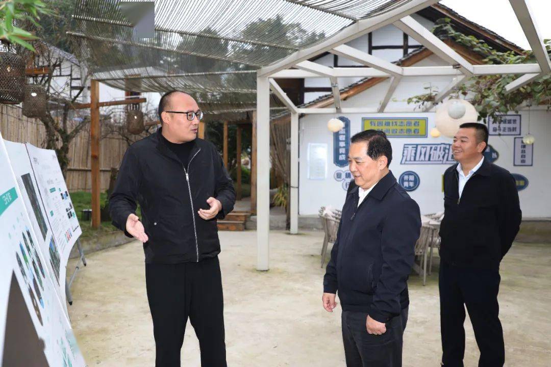 聂雪松在开阳县调研时强调 坚持以人民为中心 充分发挥代表作用 以高