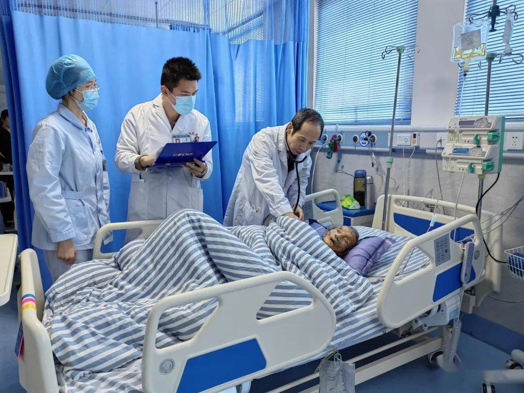 委员风采 | 陈俊杰:仁心仁术唱响生命赞歌_工作_病人_科室