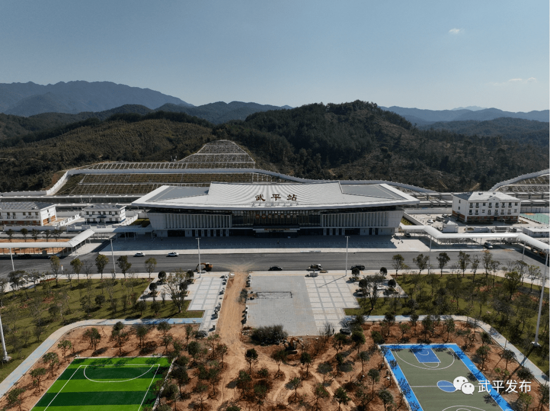 主播带你试乘龙龙高铁!_上杭_列车_铁路