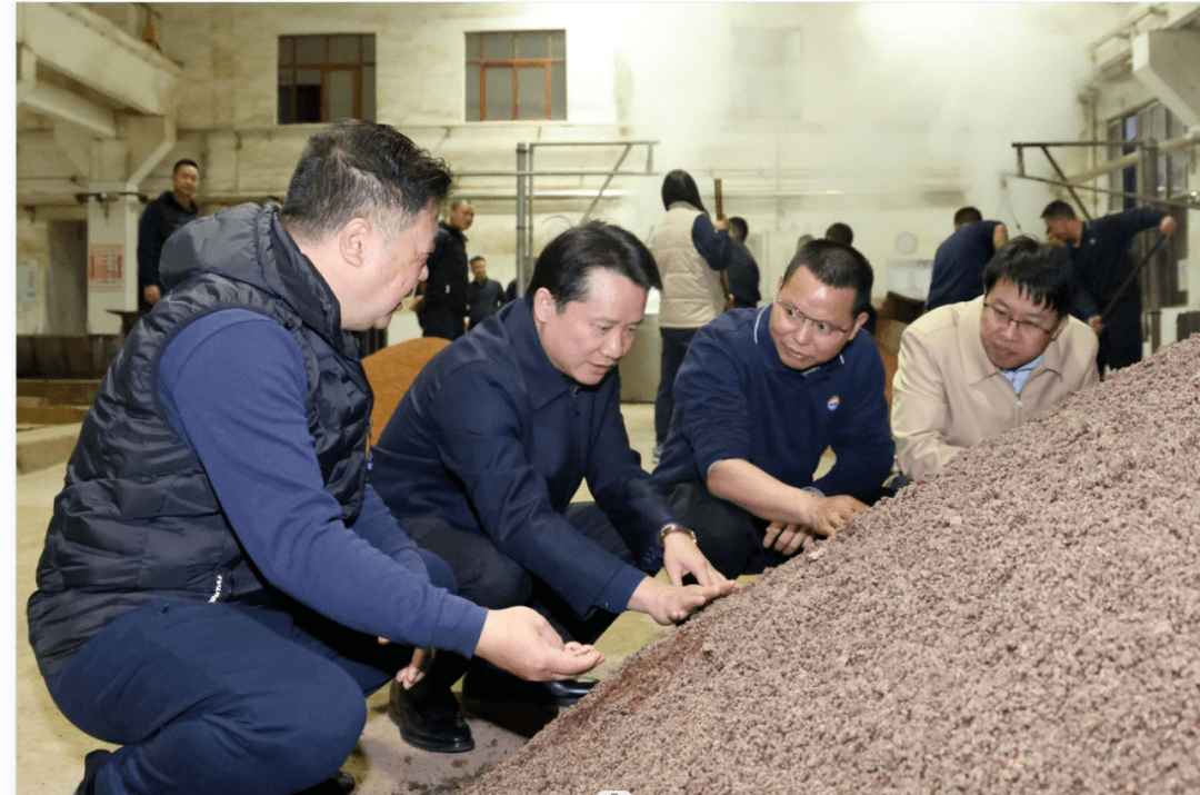 茅台镇十大酒厂排名, 你喝过哪几种酒?_工作_生产的_发展