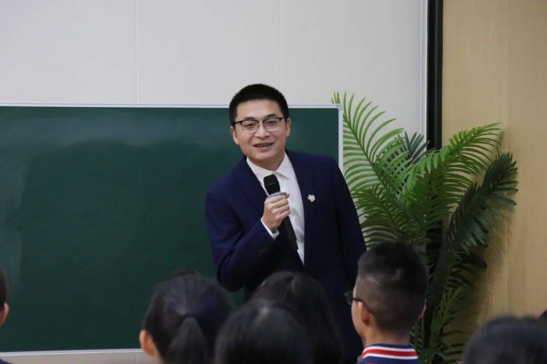 数学科的同课异构活动,鹤山碧桂园学校曾凡超老师,台山碧桂园伍汉龙