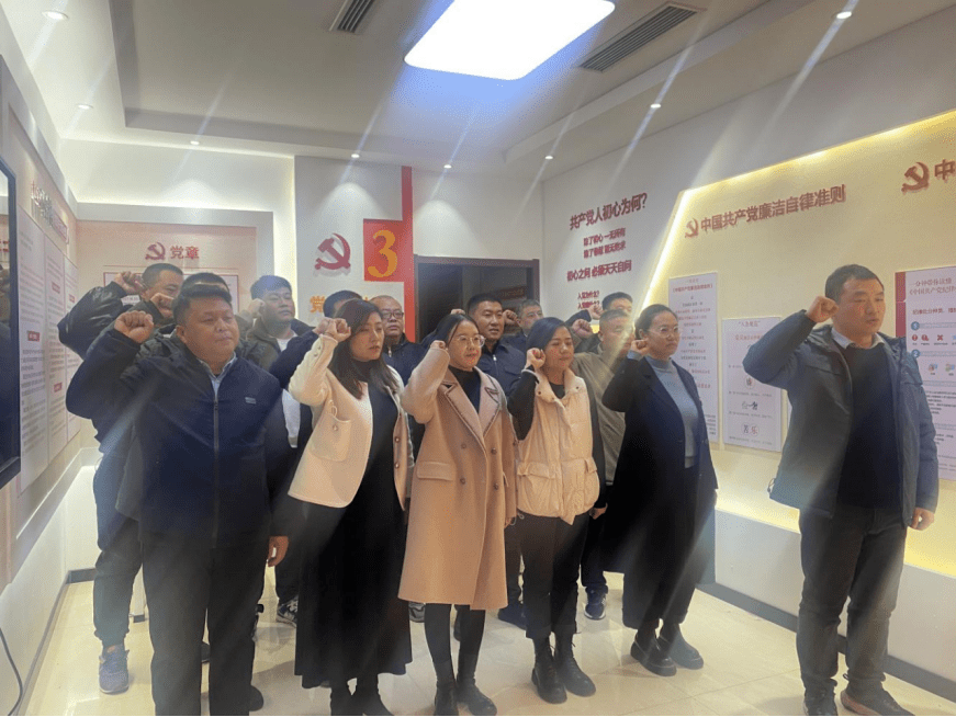 深对党的认识，端正入党动机，不断坚定为共产主义事业奋斗终身的信念。深入企业走访了解党组织建设存在问题