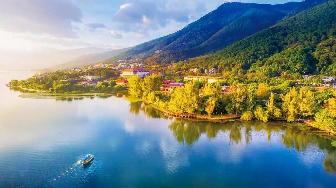 专属凉山的文艺范儿_邛海_空间_广场