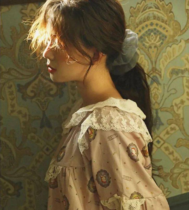 韩国女孩真的太会拍日常照啦!_镜头_姐姐_场景