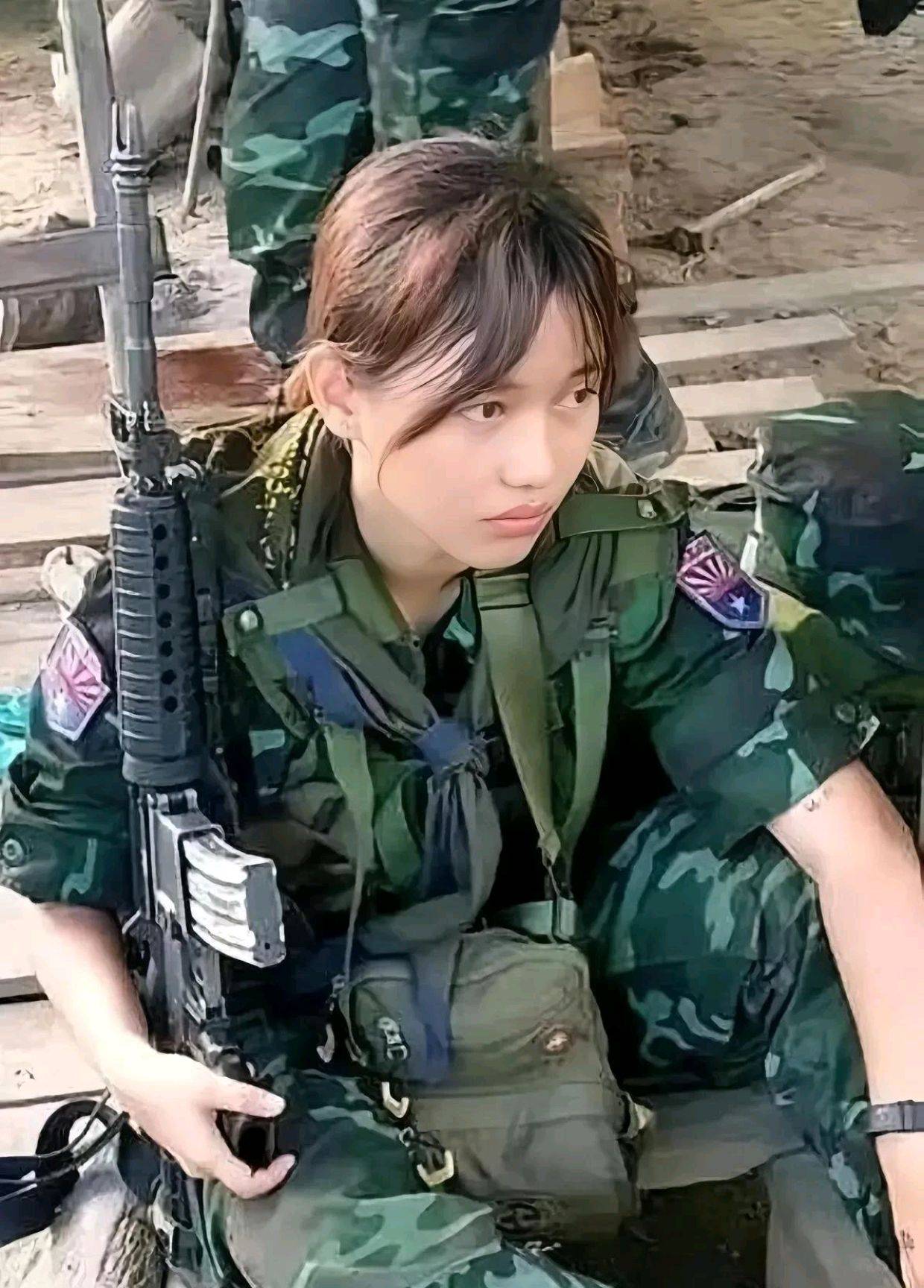 缅甸死去的女兵图片
