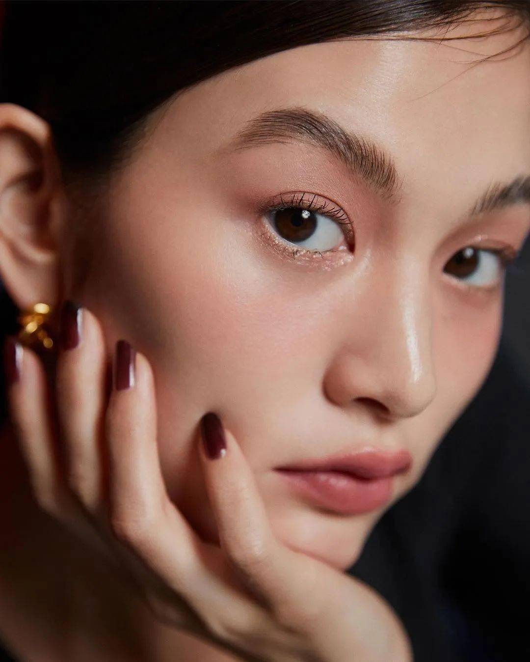 red velvet妆造美翻!想要立刻学会这种神仙高光画法_光影_美学_毛戈平