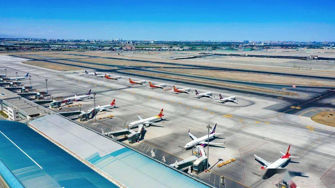 新疆机场集团提前29天突破2019年全年旅客吞吐量