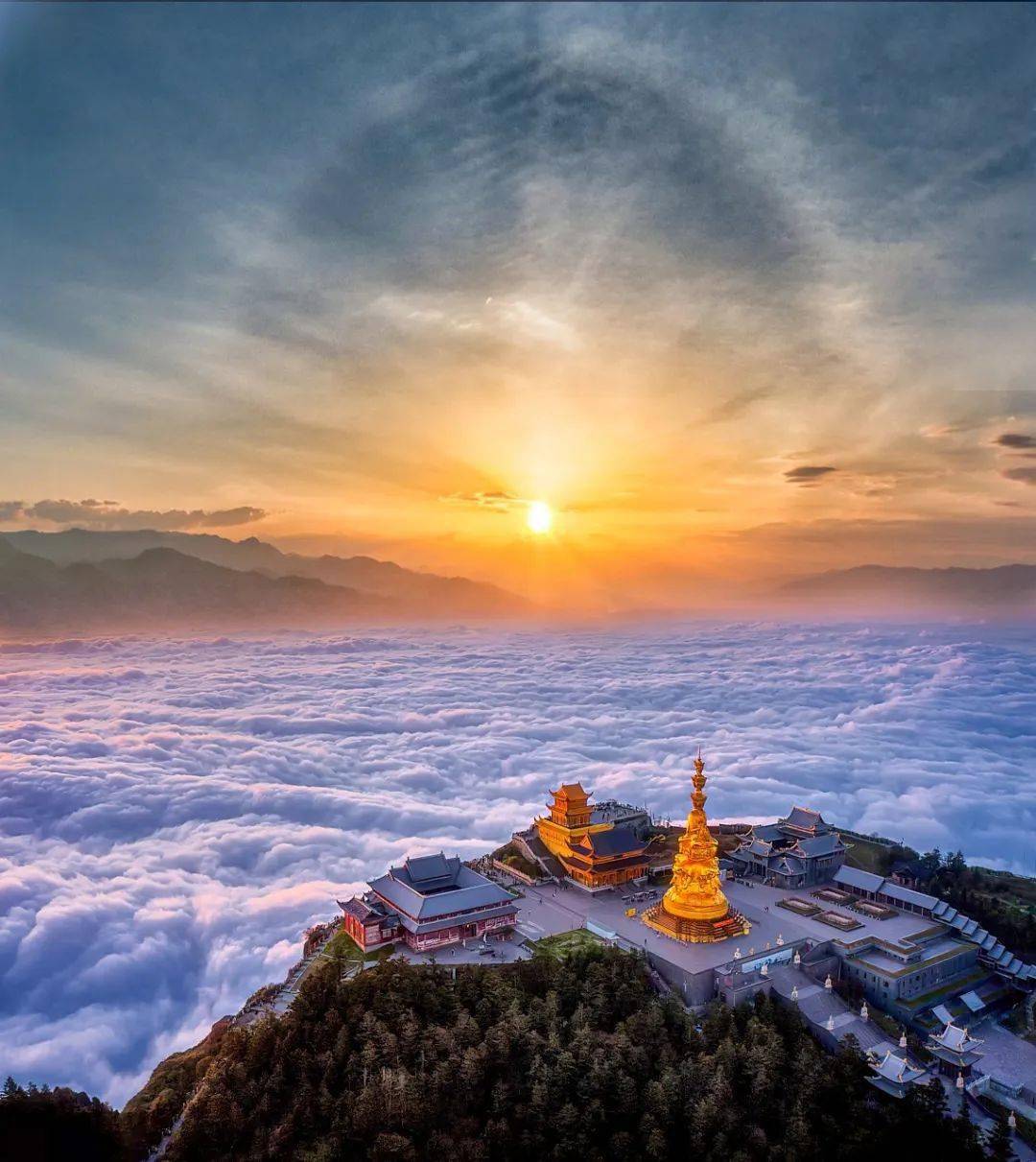 四川最佛系的城市,距离成都1小时,两大景区频登央视,美食比成都好吃数