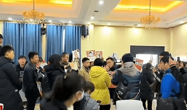 亿万富豪寻子成功：偷孩子的1人已病死，1人落网