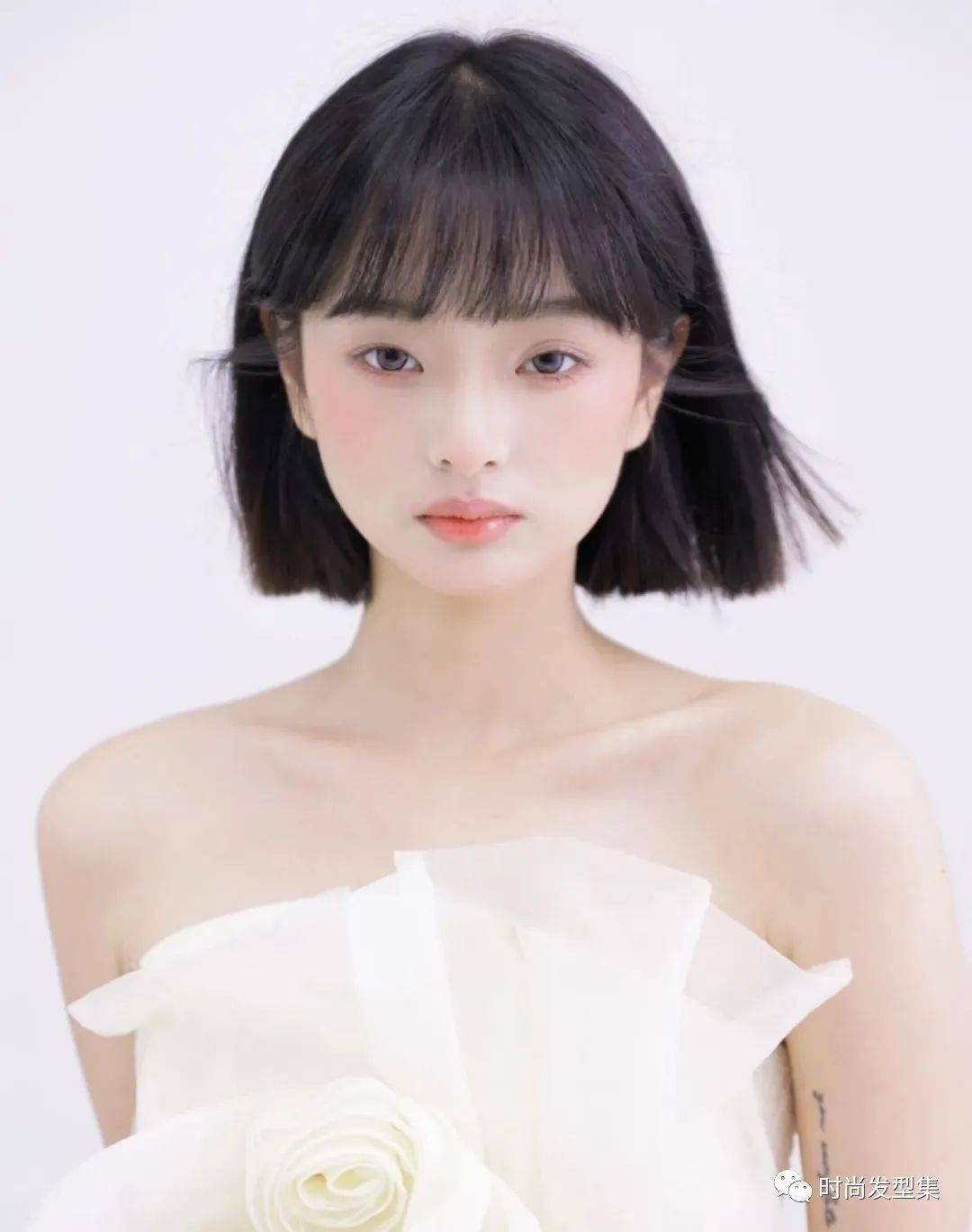 12月"网红热短发."_发型_中国_人类