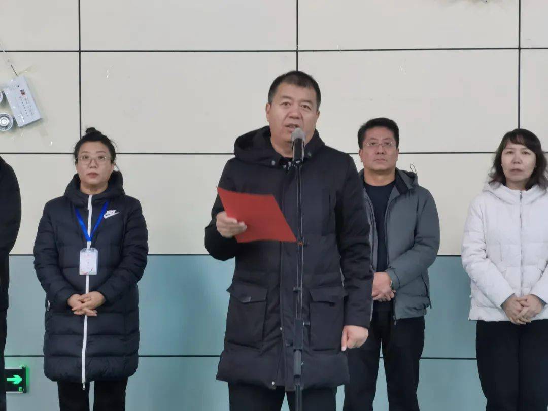 开幕式上,宝昌镇党委书记王喜斌,旗文体旅游广电局党组书记王英杰,旗