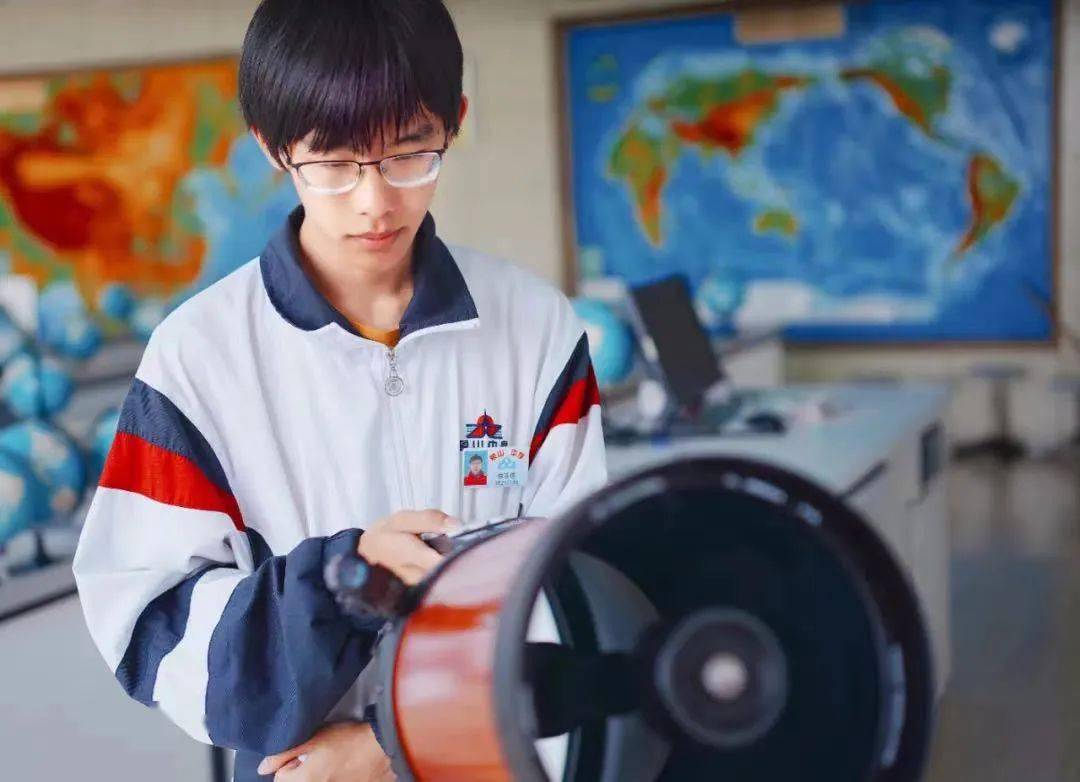 象山中学杨炎培来源:象山教育 象山中学一审:周衍欣二审:金旭三审:方