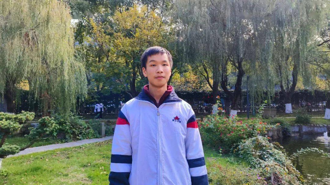 象山中学杨炎培来源:象山教育 象山中学一审:周衍欣二审:金旭三审:方