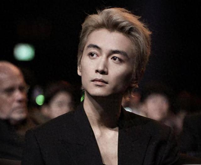 潘玮柏婚宴上的白富美:陈妍希陈晓婚变?蔡卓宜也是名媛圈的人?