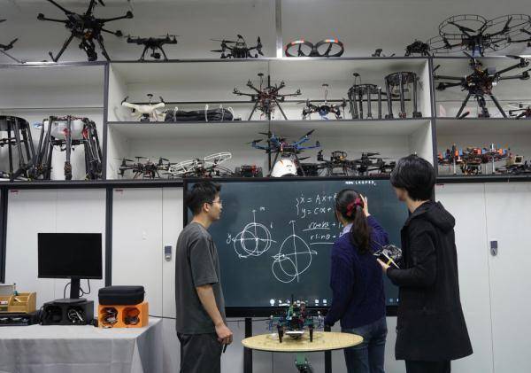 探访上海交通大学：揭秘智能机器人的未来发展  第3张