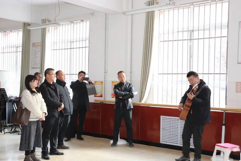 【观摩交流】陇西县首阳中学领导及教师来椒山初中观摩交流_工作_教育