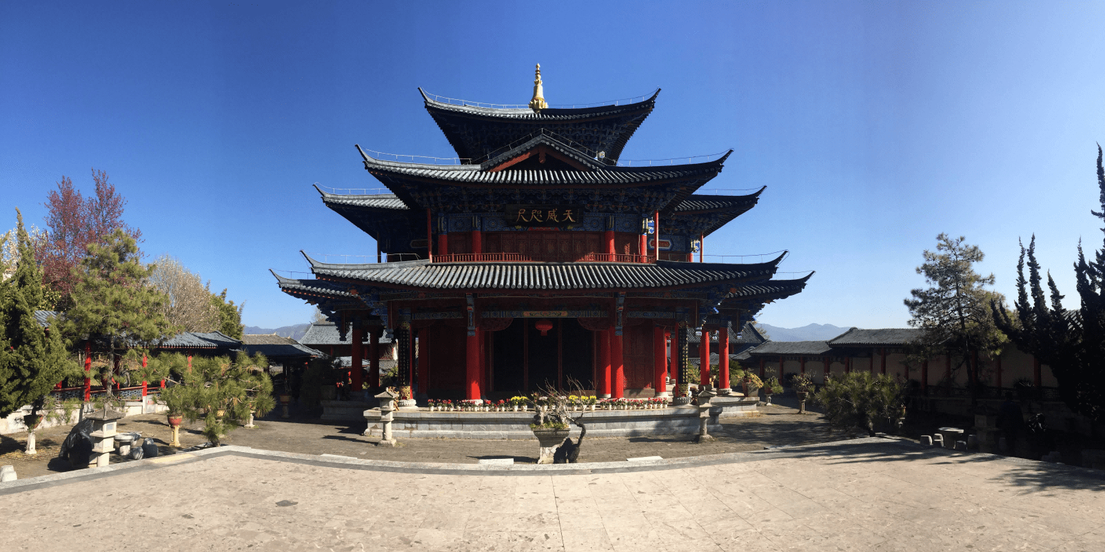 木府 钱磊 摄丽江木府是纳西族首领木氏自世袭丽江土知府以来,经元,明