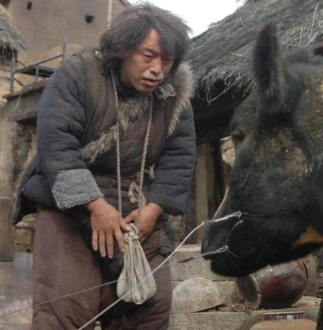 这次表演经历让黄渤彻底迷上了演戏.