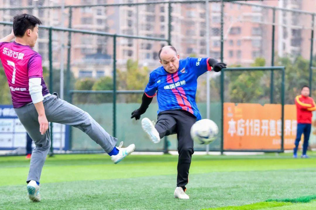 赛事刚开始,威能先声夺势,第1分钟,威能23号吴超便闪电般地攻入了进球