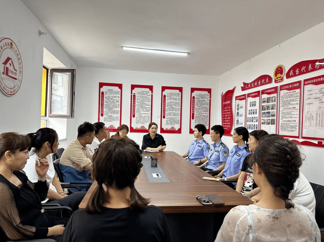 【巾帼先锋】袜子磨漏 情况摸透——张野_社区_辖区_警务