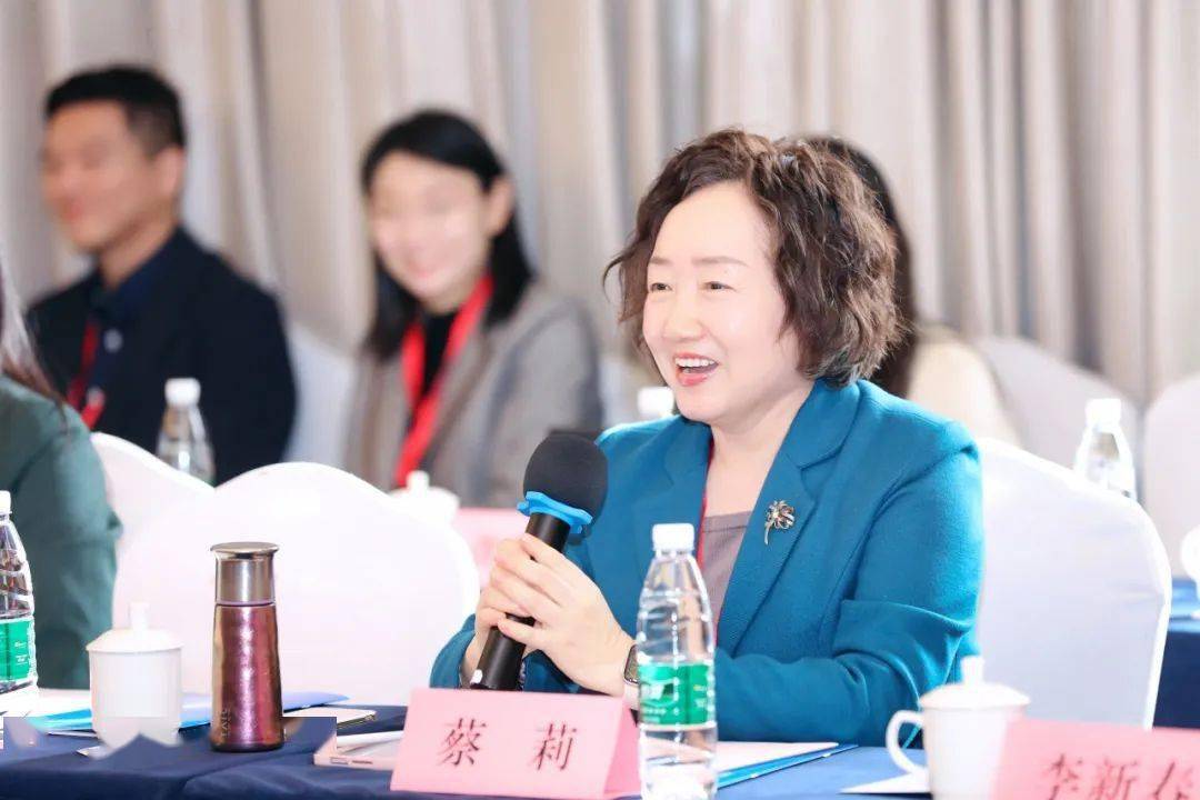 吉林大学创新创业研究院院长蔡莉教授,中山大学管理学院李新春教授对