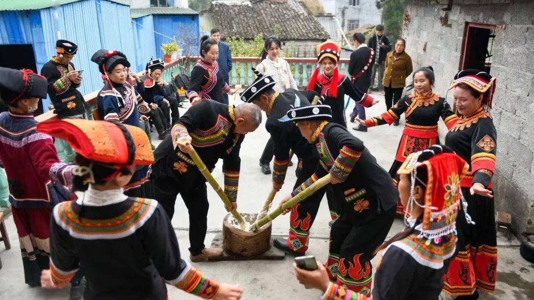 春潭街道久长村:彝族同胞欢度彝族年_活动_开心_人民