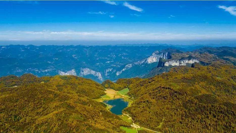 悠河壮瀑叫清江古河床经典户外徒步地在恩施,有个叫巴东大面山鸟瞰千