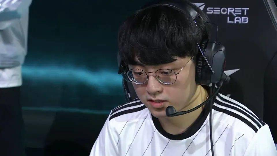 showmaker透露,想过来中国showmaker选手是lpl赛区的重点引援对象之一