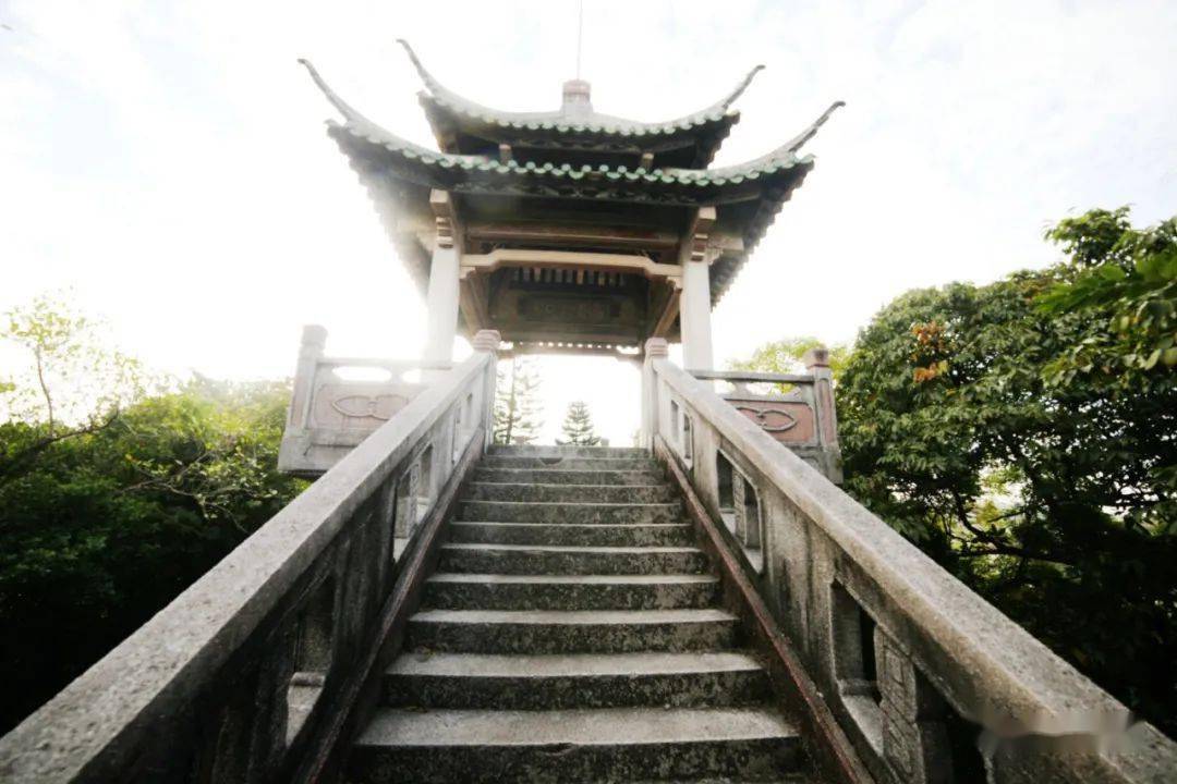 锦岩公园望月亭_先生_陈岩野_景观